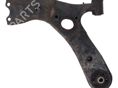 Used Left front suspension arm TOYOTA AURIS (_E15_) 1.4 D-4D (NDE150_, NDE150R) (90 hp) 26153883