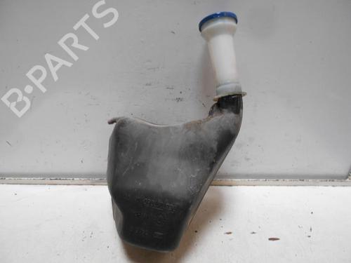 Used Windscreen washer tank CITROËN SAXO (S0, S1) 1.5 D (58 hp) 18194012