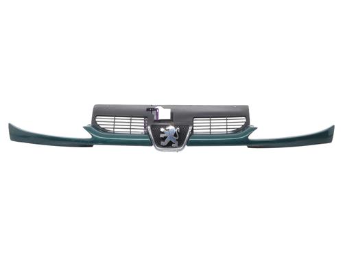 Used Grille PEUGEOT 206 Hatchback (2A/C) 1.4 i (75 hp) 27249869