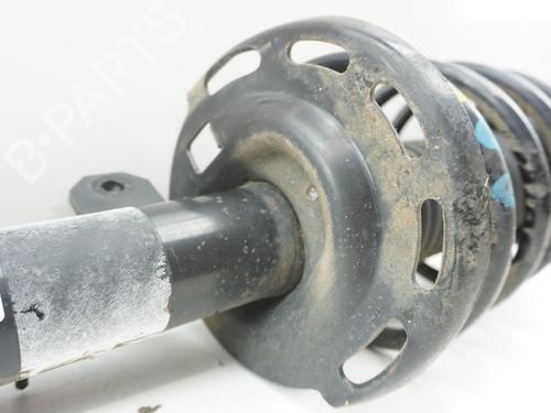Used Left front shock absorber CITROËN C3 III (SX) 1.5 BlueHDi 100 (SXYHYP, SXYHTU) (102 hp) 18176461