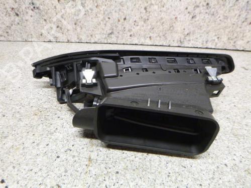 Used Air vent PEUGEOT 208 I (CA_, CC_) 1.6 HDi / BlueHDi 75 (75 hp) 18190117