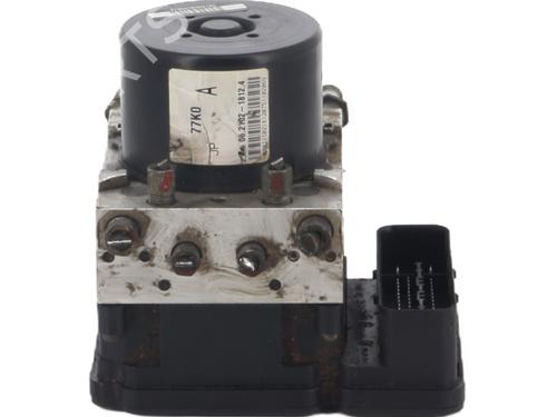 Used ABS pump ABS pump SUZUKI GRAND VITARA II (JT, TE, TD) 1.9 DDiS All-wheel Drive (JT419, TD44, JB419WD, JB419XD,... (129 hp) 33875992 33875992