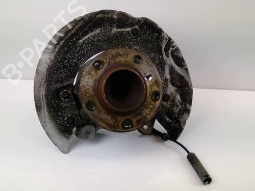 Used Right front steering knuckle BMW 1 (E87) 116 i (115 hp) 18193679