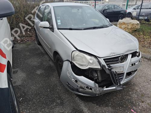 Right taillight VW POLO IV (9N_, 9A_) 1.2 12V | BP28477003C35 