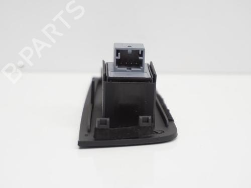 Used Right front window switch Right front window switch AUDI A1 Sportback (8XA, 8XF) 1.6 TDI (105 hp) 18188555 18188555