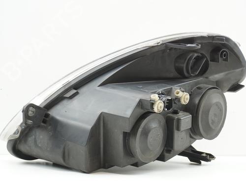 Faro derecho LANCIA YPSILON (843_) 1.3 D Multijet (843.AXF11, 843.AXF1A, 843.AXM11,... (75 hp) 18196484