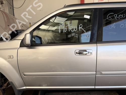 Used Left front door Left front door 37519968 37519968