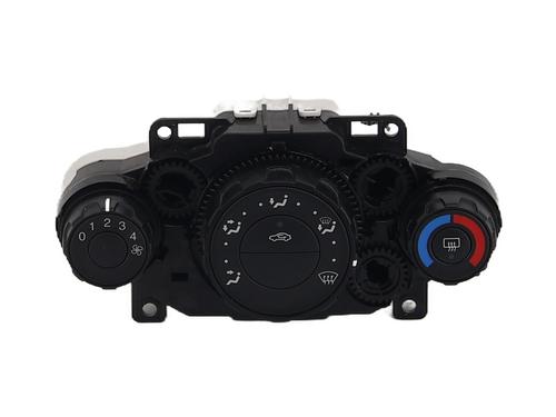 Used Climate control FORD FIESTA VI (CB1, CCN) 1.4 TDCi (68 hp) 24180151