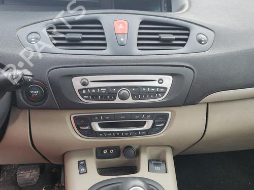 Left headlight RENAULT GRAND SCÉNIC III (JZ0/1_) 1.5 dCi (JZ0B, JZ07) | BP32305123C28 