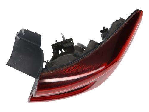 Used Right taillight Right taillight RENAULT CLIO V (B7_) 1.0 TCe 90 (B7MT) (91 hp) 28611811 28611811