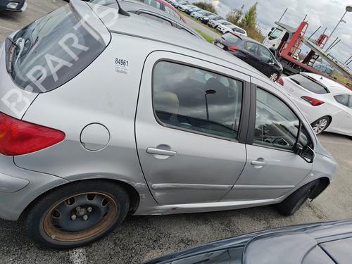 Front bumper PEUGEOT 307 (3A/C) 1.6 16V | BP22765607C7 