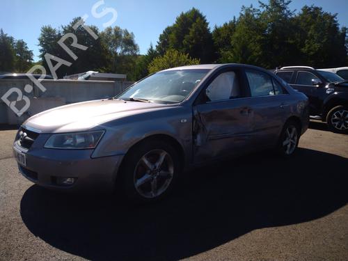 Left headlight HYUNDAI SONATA V (NF) 2.0 CRDi | BP33302066C28  - Image 8