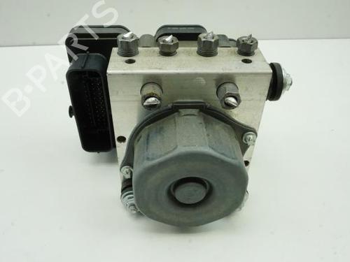 Used ABS pump ABS pump RENAULT CAPTUR I (J5_, H5_) 1.5 dCi 90 (J5N4, J5M5, J5MW, J5M6, J5AL, J5AJ) (90 hp) 18185656 18185656