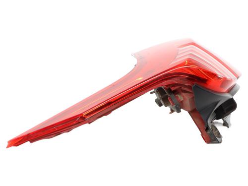 Used Right taillight Right taillight PEUGEOT 5008 (0U_, 0E_) 1.6 HDi (112 hp) 19709645 19709645
