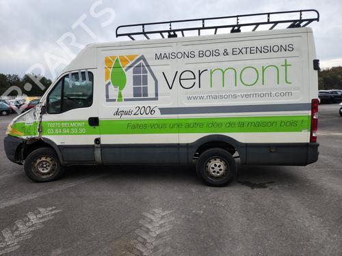 Right front seat IVECO DAILY IV Van 35C10, 35S10 | BP31096835C16 - Image 3