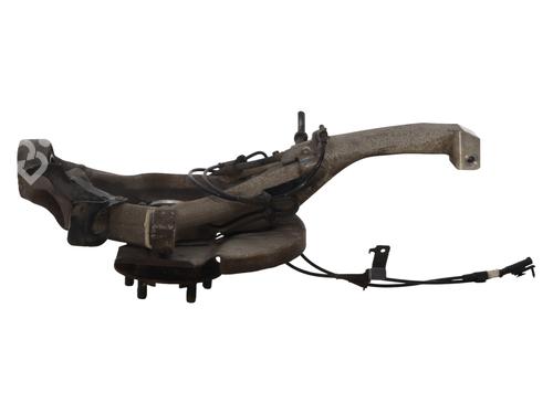 Used Left front steering knuckle LAND ROVER RANGE ROVER SPORT II (L494) 3.0 SDV6 4x4 (306 hp) 28578743