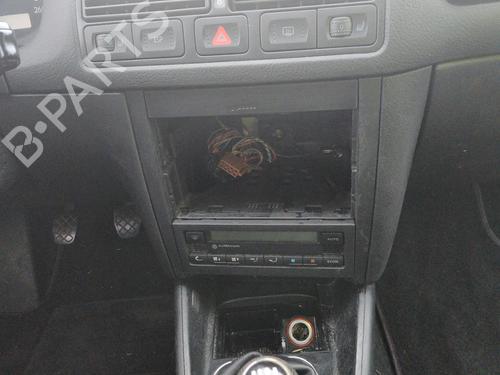 Left front steering knuckle VW GOLF IV (1J1) 1.9 TDI | BP31956891M25 