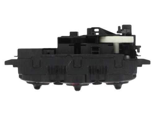 Used Climate control Climate control 38789153 38789153