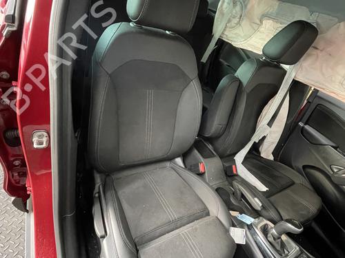 Used Right front seat OPEL CROSSLAND X / CROSSLAND (P17, P2QO) 1.2 (75) (131 hp) 23763858
