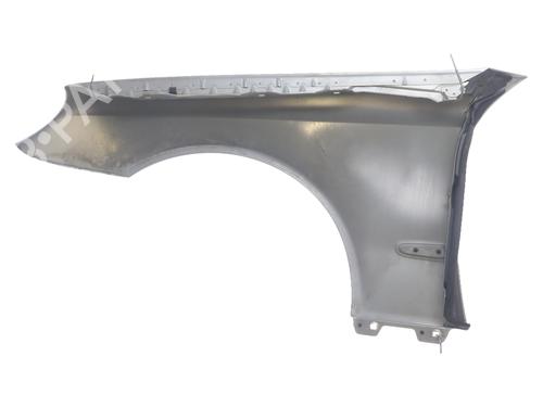 Used Right front fenders Right front fenders MERCEDES-BENZ E-CLASS (W211) E 320 CDI (211.026) (204 hp) 40266802 40266802