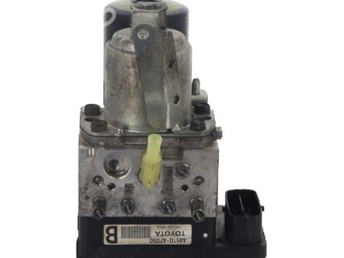 abs-pump-toyota-prius-liftback-_w2_-2003-2004-2005-2006-2007-2008-2009-2010-31945240 main image