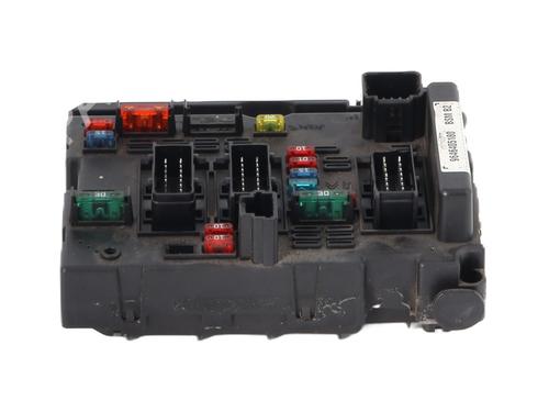 Fuse box PEUGEOT 307 (3A/C) 2.0 HDi 110 | BP28325494E1