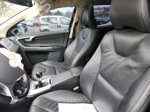 Front right panel VOLVO XC60 I SUV (156) D5 AWD | BP32312105C59