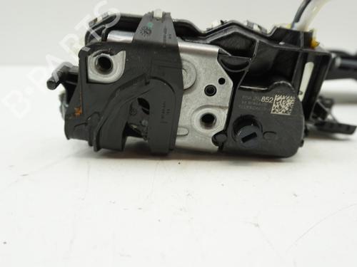 Used Rear right lock OPEL CORSA F (P2JO) 1.2 (68) (75 hp) 18191659