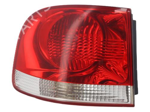 Used Left taillight Left taillight 32298647 32298647