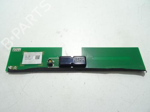 Used Antenna/Base Antenna/Base PEUGEOT 308 CC (4B_) 2.0 HDi (140 hp) 18193517 18193517