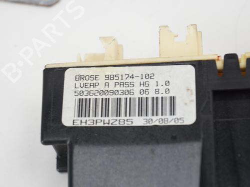 Rudehejsemekanisme Højre foran PEUGEOT 307 Break (3E) 2.0 HDi 135 | BP18171467C23 