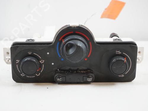Used Climate control RENAULT CLIO III (BR0/1, CR0/1) 1.5 dCi (C/BR0G, C/BR1G) (68 hp) 18177609