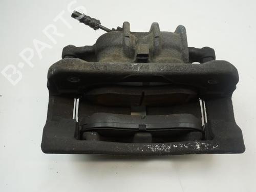 Used Right front brake caliper PEUGEOT EXPERT Van (VF3A_, VF3U_, VF3X_) 2.0 HDi 130 (128 hp) 18182065