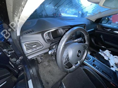 Tableau de bord RENAULT MEGANE IV Hatchback (B9A/M/N_) 1.5 dCi 110 (B9A3) (110 hp) 20659490