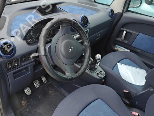 Right headlight PEUGEOT 1007 (KM_) 1.4 16V | BP24368147C29 - Image 13