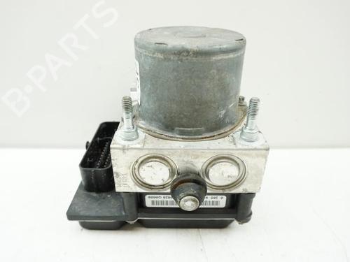 Used ABS pump ALFA ROMEO MITO (955_) 1.4 MultiAir (955AXL1B) (105 hp) 18174074