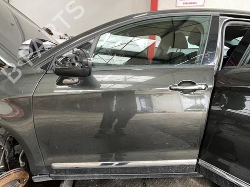 Used Left front door CITROËN C5 III (RD_) 1.6 HDi 110 (RD9HZC) (109 hp) 22779399