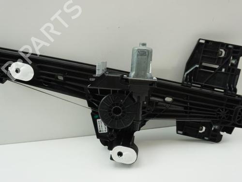 Rudehejsemekanisme venstre bagtil PEUGEOT 208 II (UB_, UP_, UW_, UJ_) 1.2 PureTech 100 (101 hp) 18197261