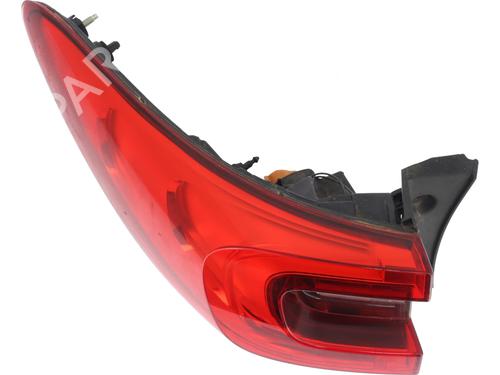 left-taillight-renault-kadjar-ha_-hl_-2015-36166019 main image