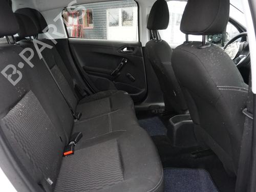Radio PEUGEOT 208 I (CA_, CC_) 1.2 VTI 82 | BP18183751E6 