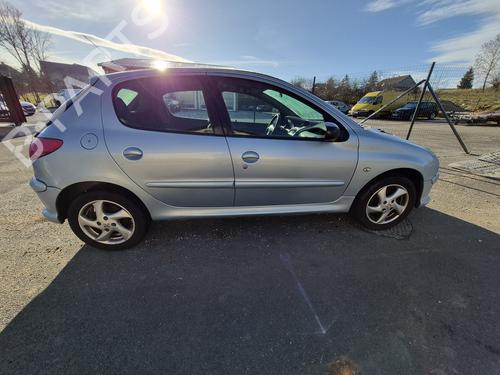 Right taillight PEUGEOT 206 Hatchback (2A/C) 1.6 HDi 110 | BP31637143C35 