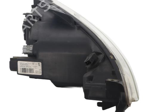 Used Left headlight Left headlight PEUGEOT 206 Hatchback (2A/C) 1.4 HDi eco 70 (68 hp) 31025562 31025562