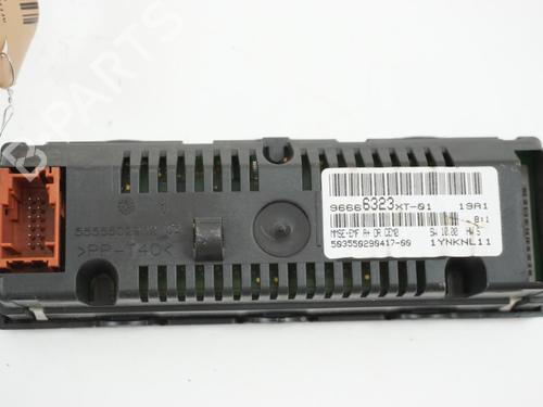 Display Display CITROËN DS3 (SA_) 1.4 VTi 95 (95 hp) 18184864 18184864