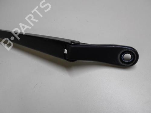 Used Front windshield wiper arm PEUGEOT 207 (WA_, WC_) 1.6 HDi (90 hp) 18175931