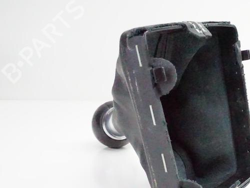 Used Shift knob Shift knob AUDI A3 Sportback (8VA, 8VF) 2.0 TDI quattro (150 hp) 18196172 18196172