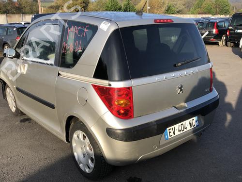 Left taillight PEUGEOT 1007 (KM_) 1.4 | BP24407885C34 - Image 23