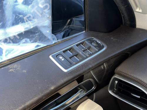 Used Left front window switch JAGUAR F-PACE (X761) 3.0 SDV6 AWD (300 hp) 23763841