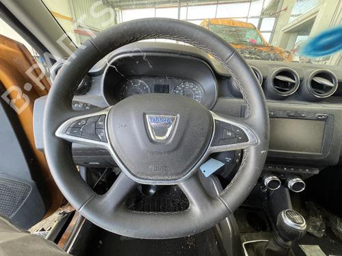 Used Steering wheel DACIA DUSTER (HM_) 1.5 dCi 115 4x4 (HMAD) (116 hp) 20849315