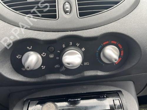AC-Styringsenhed/Manøvreenhed RENAULT TWINGO II (CN0_) 1.5 dCi (CN0E) | BP21052977I5 