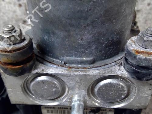 ABS Bremseaggregat RENAULT CLIO II (BB_, CB_) 1.5 dCi (B/C2J) (68 hp) 18197553